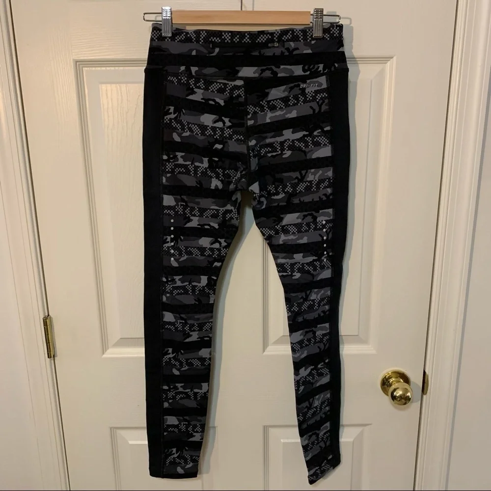NWOT Nike Epic Lux Clash Dri-fit Running Tights